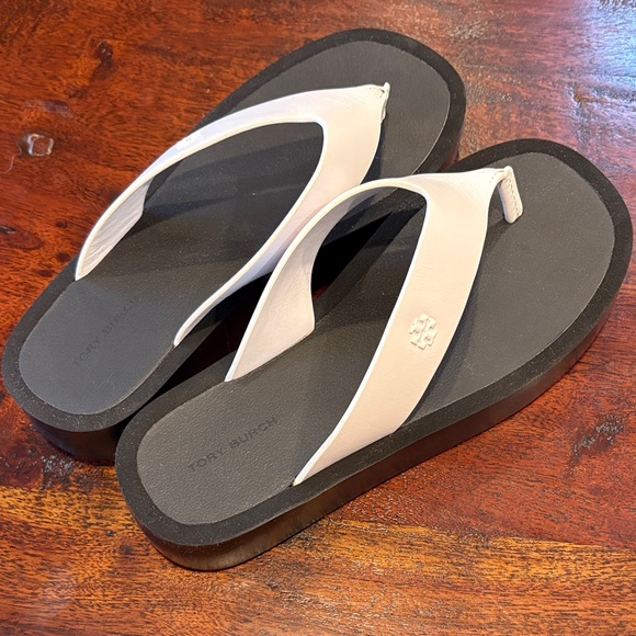 Tory Burch Shoes - Tory Burch Black and White Platform Flip Flop Sandals size 8